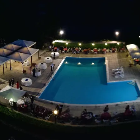 ホテル Filippone Hotel&ristorante 3*