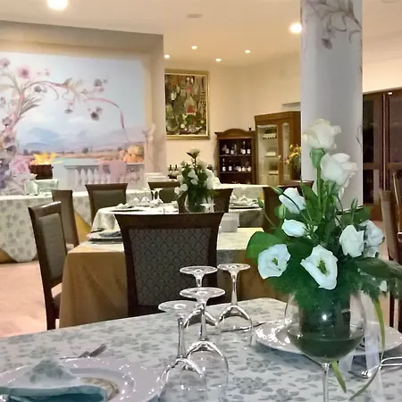 Filippone Hotel&ristorante Gioia Dei Marsi