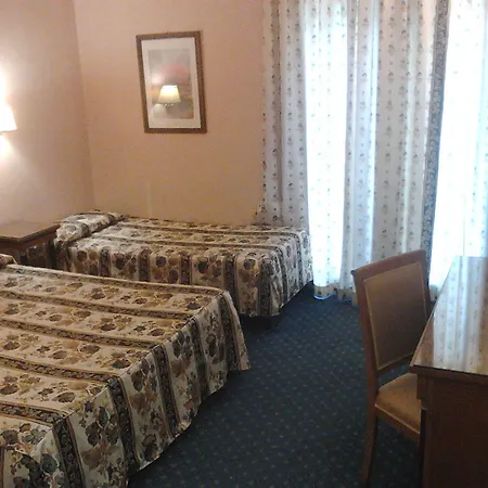 Ξενοδοχείο Filippone Hotel&ristorante Gioia Dei Marsi