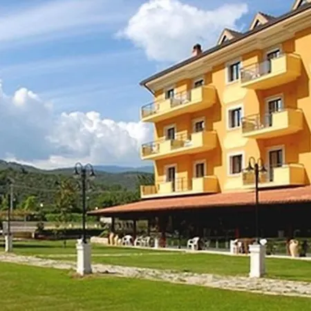 Filippone Hotel&ristorante Gioia Dei Marsi