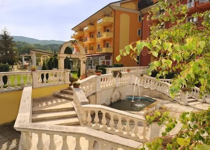 Filippone Hotel&ristorante Otel 3*