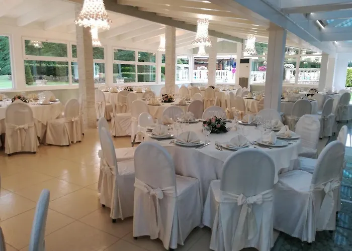 ホテル Filippone Hotel&ristorante Gioia dei Marsi